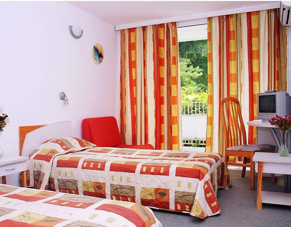 Althea Hotel Albena Ngoại thất bức ảnh